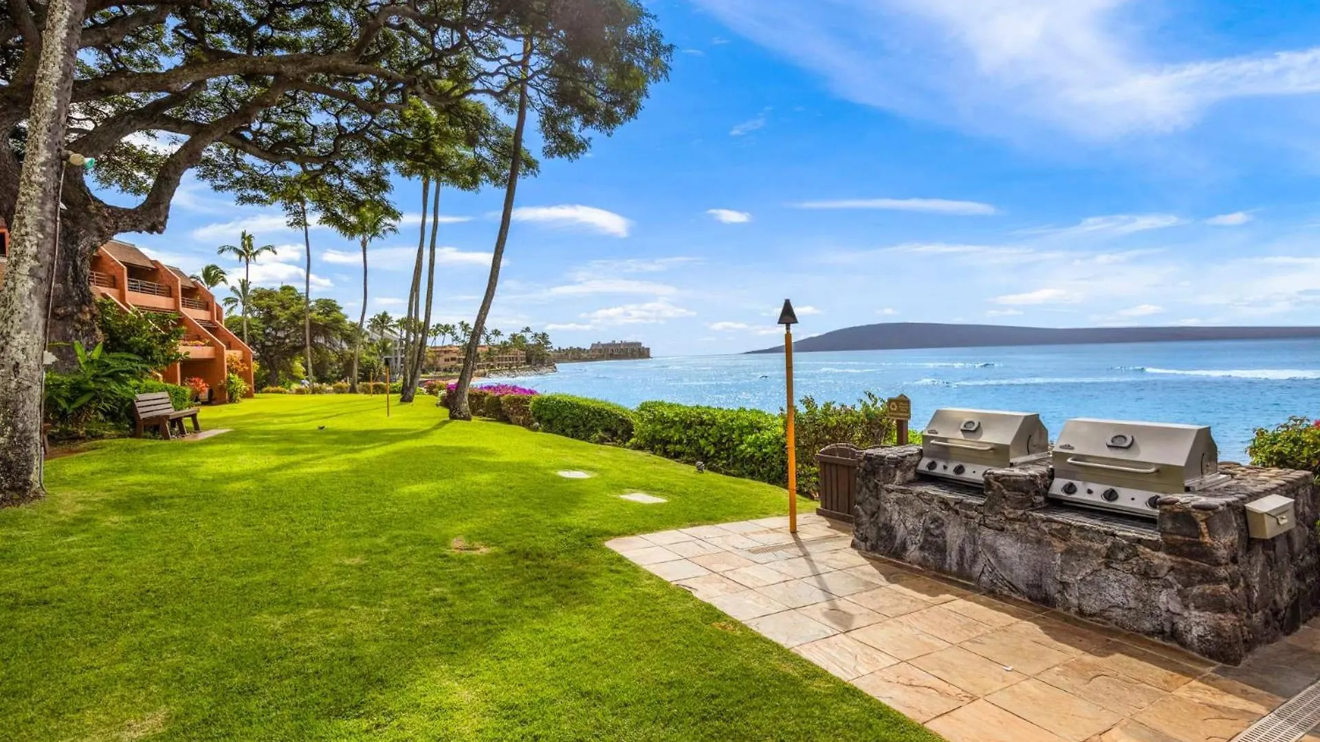 Kuleana Club #721 Oceanfront - 1 Bedroom & 1 Bathroom - 3Rd Floor Kahana Vakantiehuis
